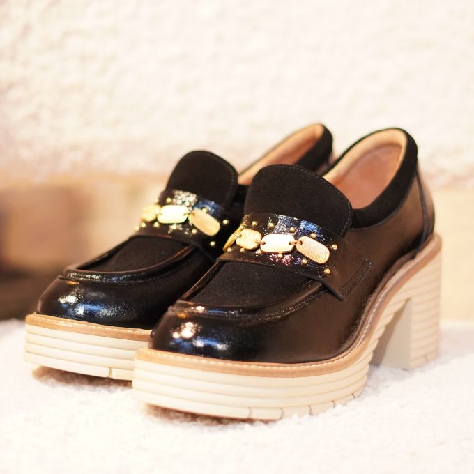 Mocassin à talon noir Rosemetal FADIMA